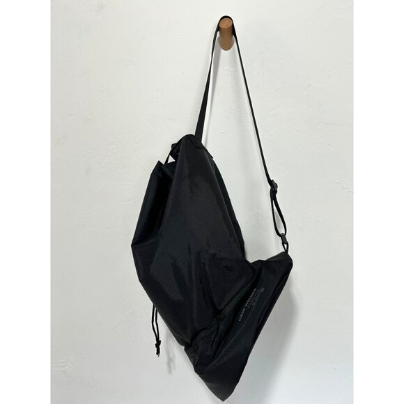 Mack Weldon Black Durable Nylon Sling Backpack With Adjustable Strap - Picture 3 of 10